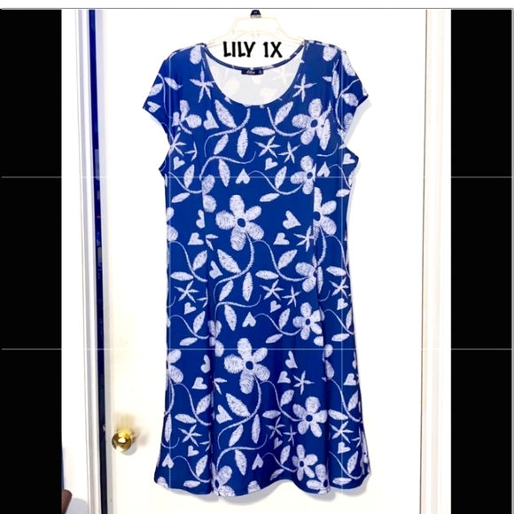 **HP**EUC Like New Womens' PLUS Lily Blue Floral Dress Sz. 1X - Picture 3 of 8